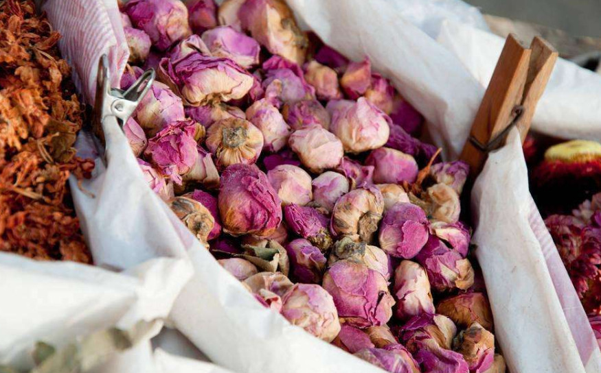 Study on embossing drying process of Baizilian